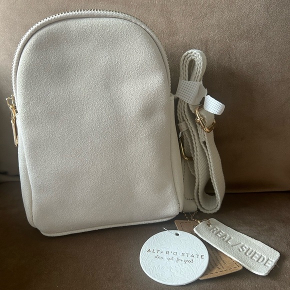 *New* Altar'd State Sling Bags in Gray, Off-White, and Black (Bundle of 3) - Picture 6 of 16